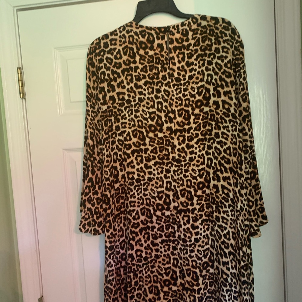 Chocker neck bell sleeve leopard print dress xxl